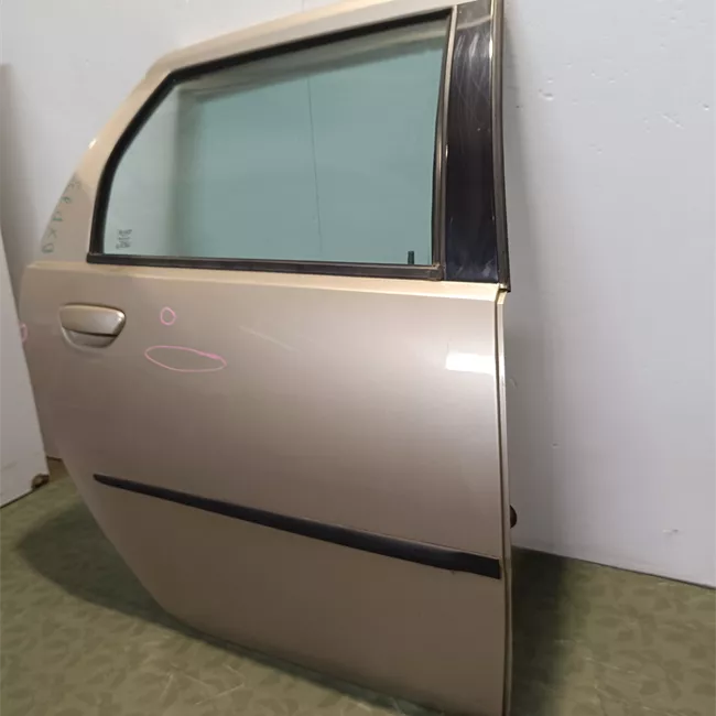 Porta posteriore destra