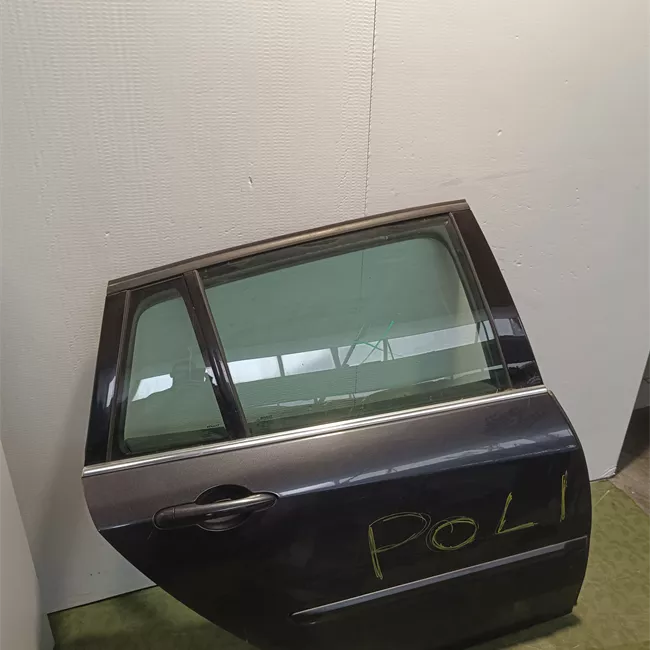 Porta posteriore destra