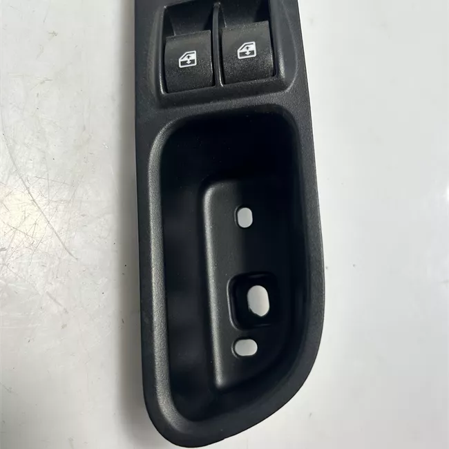 Interruttore alzacristalli porta anteriore