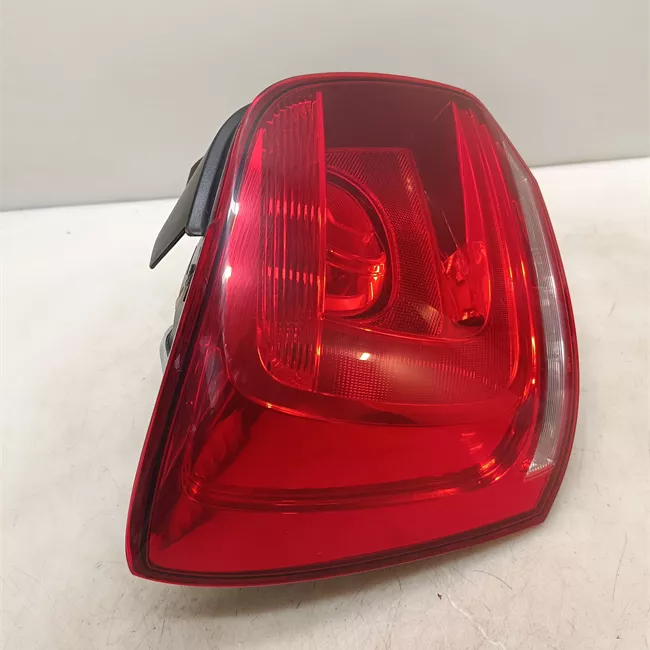 Fanale posteriore sinistro AL