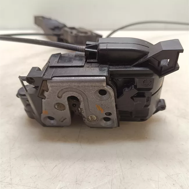 Serratura porta posteriore destra