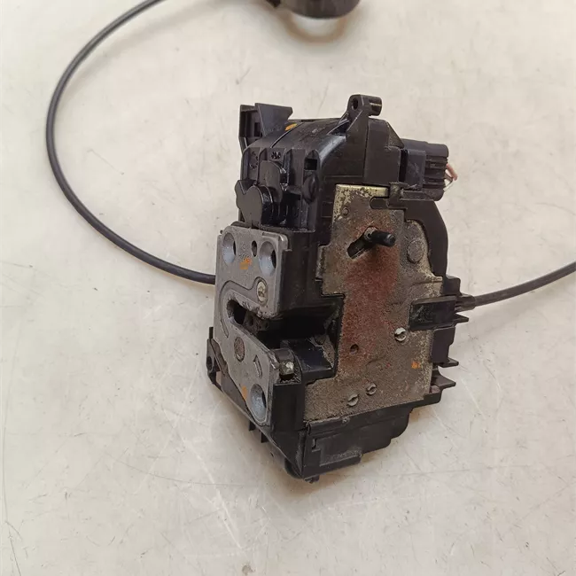 Serratura porta posteriore destra