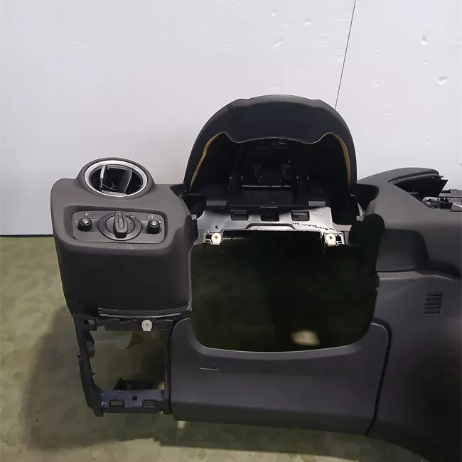 Cruscotto senza apertura con telecomando Nero charcoal/Nero charcoal