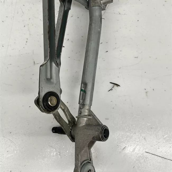 Meccanismo tergiparabrezza con motorino