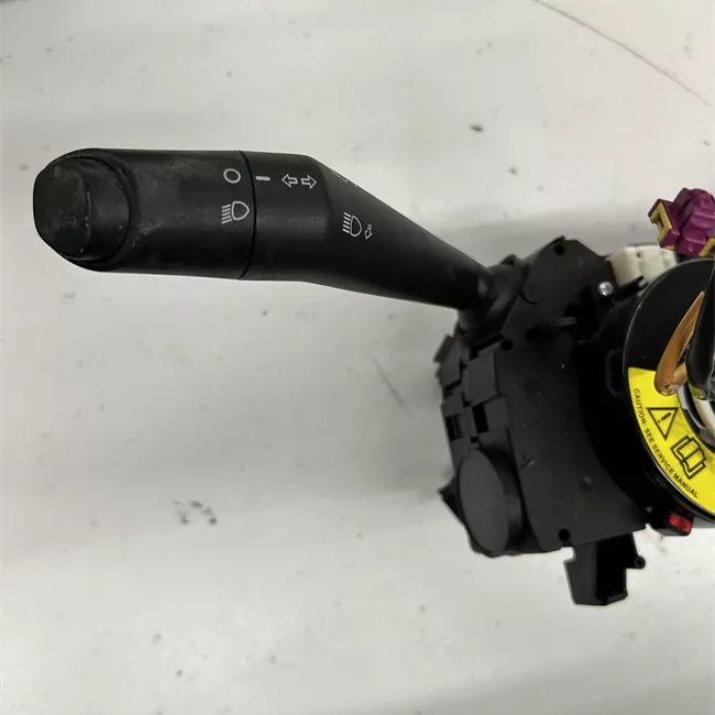 Devioguidasgancio comandi al volante nero