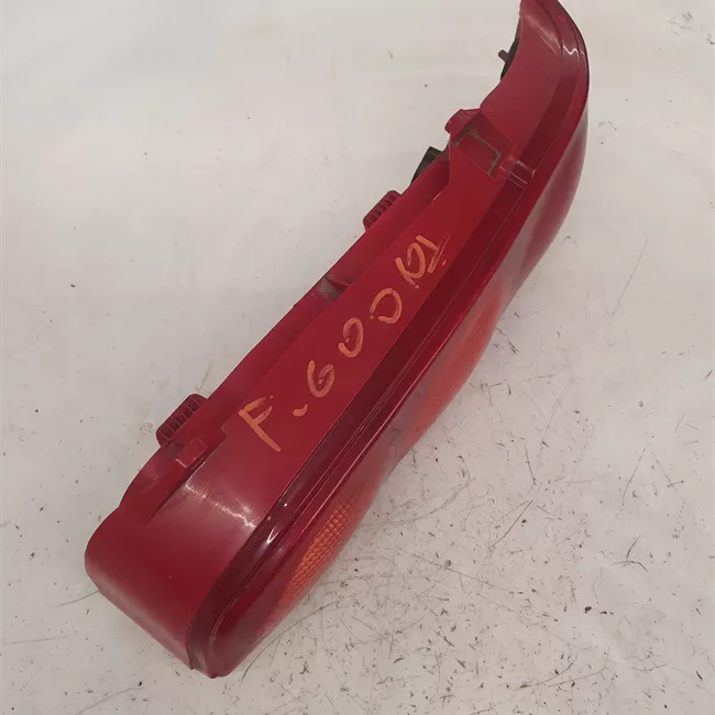 Fanale posteriore destro