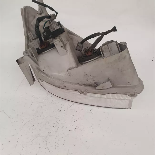 Proiettore sinistro 05-07<