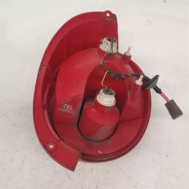 Fanale posteriore sinistro