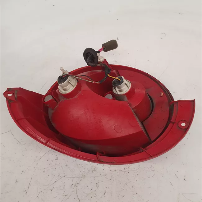 Fanale posteriore sinistro