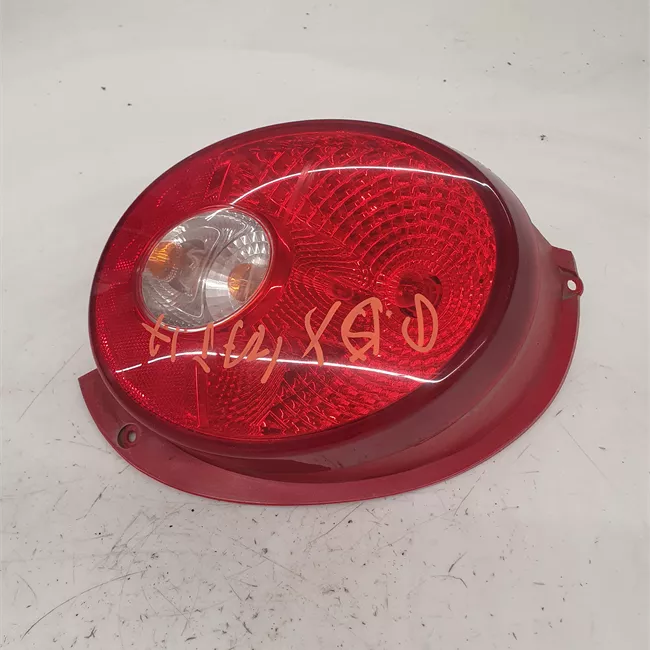 Fanale posteriore sinistro