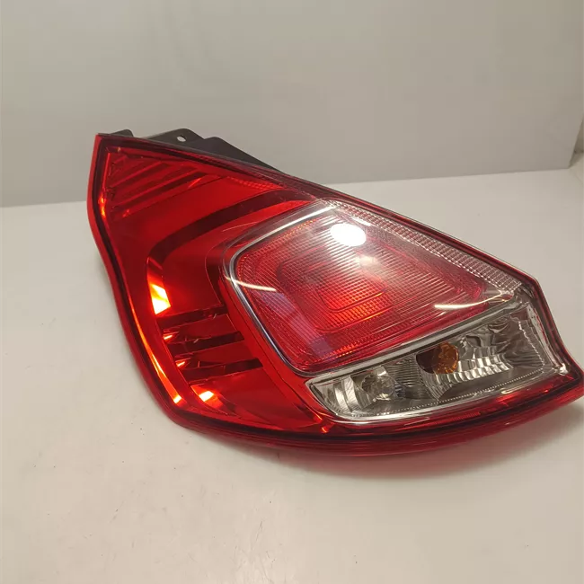 Fanale posteriore sinistro Livello 6