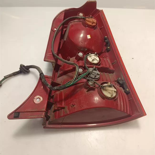 Fanale posteriore sinistro