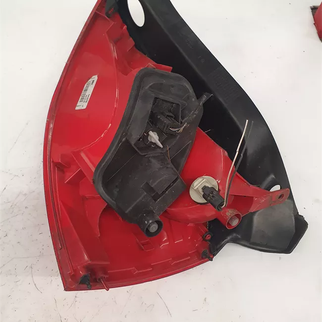 Fanale posteriore sinistro