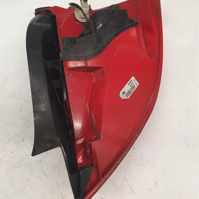 Fanale posteriore sinistro