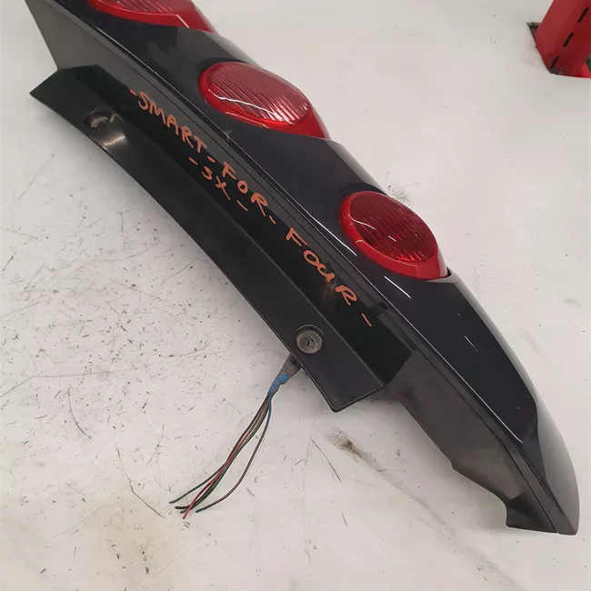 Fanale posteriore sinistro 04-05<