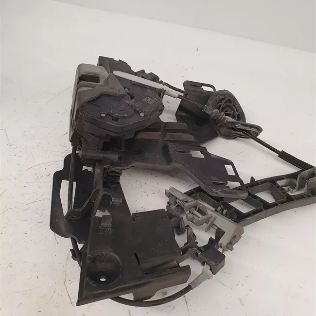 Serratura porta anteriore destra