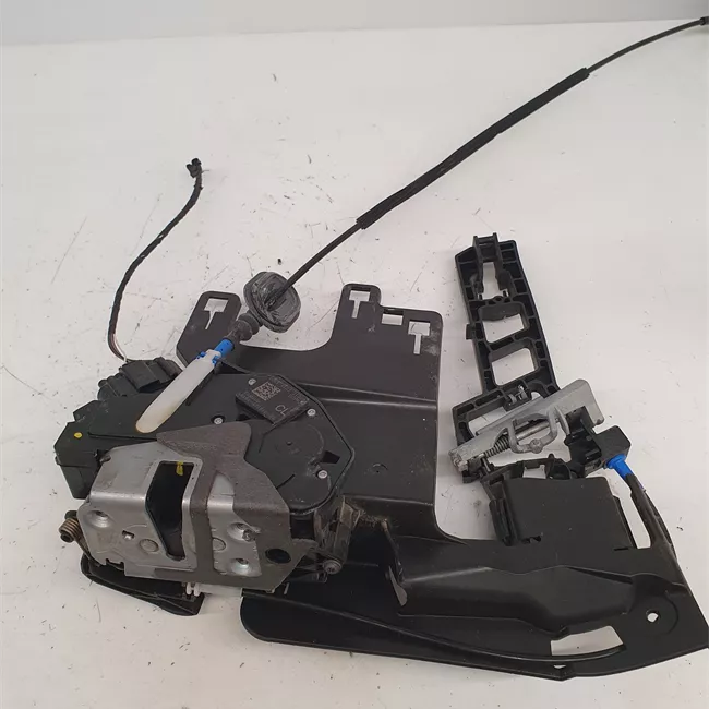 Serratura porta anteriore destra