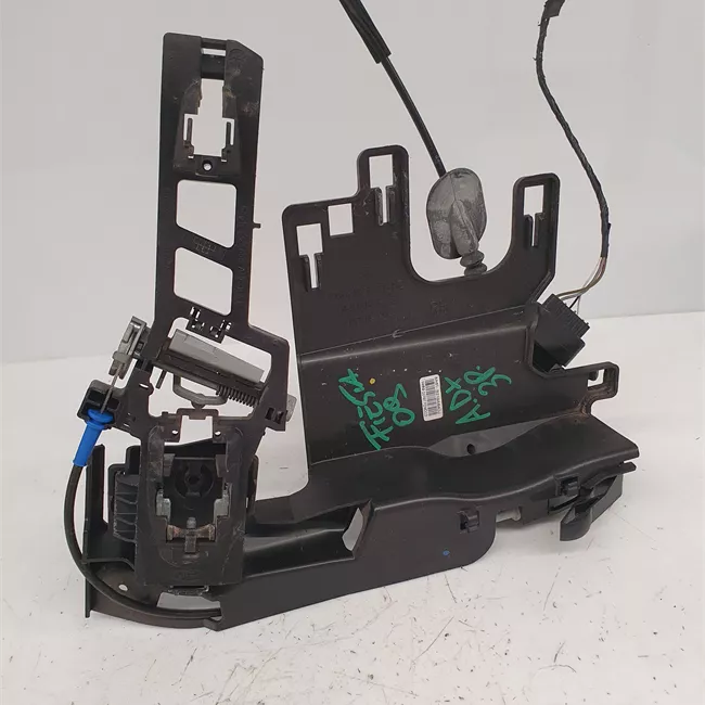 Serratura porta anteriore destra