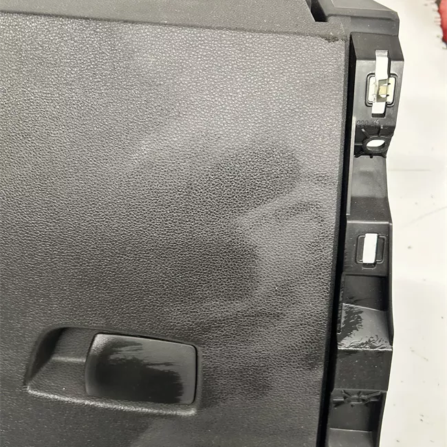 Portaoggetti inferiore laterale cruscotto