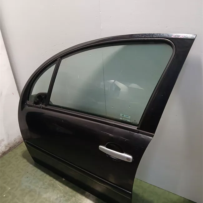 Porta anteriore sinistra