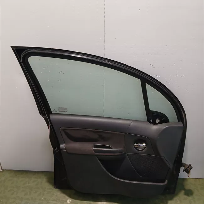 Porta anteriore sinistra