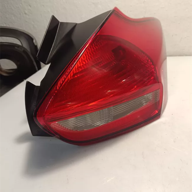 Fanale posteriore sinistro