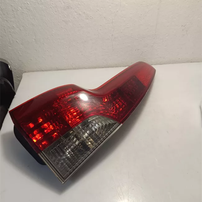 Fanale posteriore sinistro