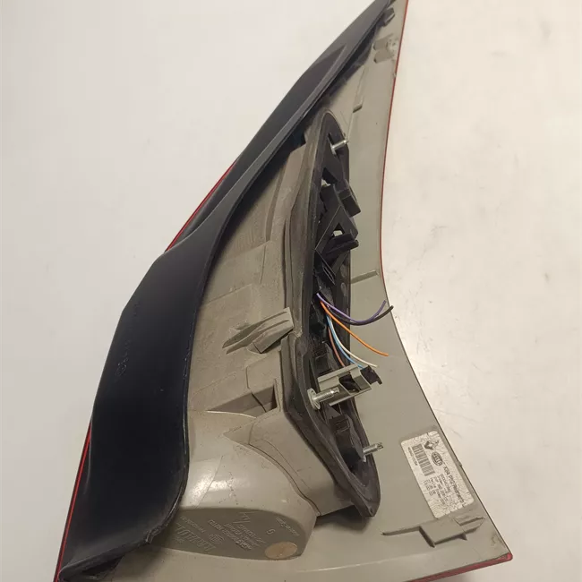 Fanale posteriore sinistro EPACKP-EBAS0