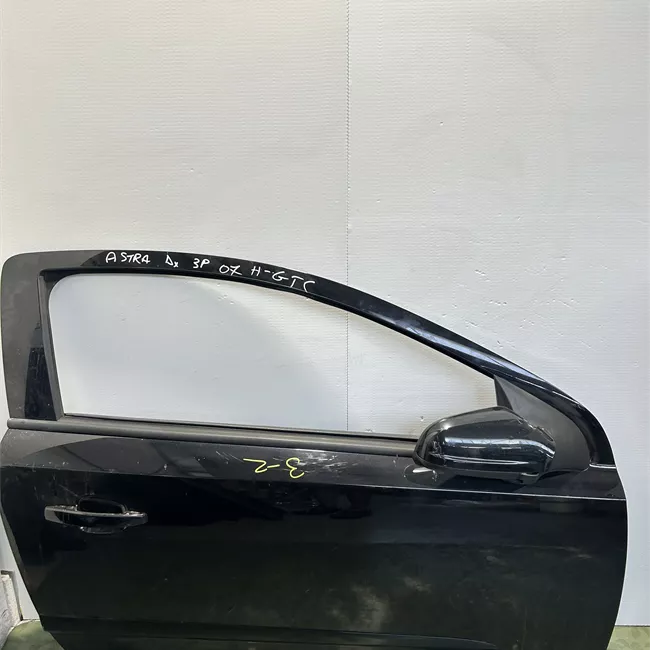 Porta anteriore destra