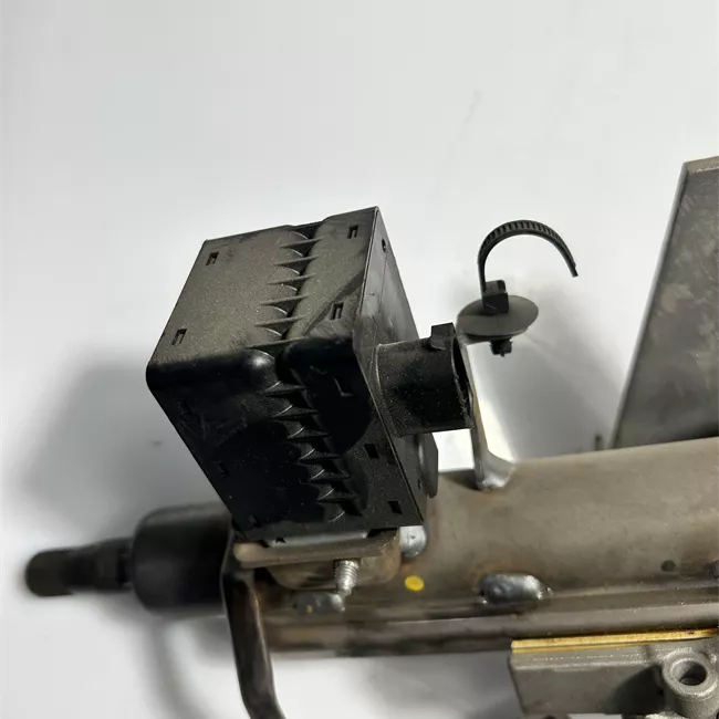 Servosterzo elettronico