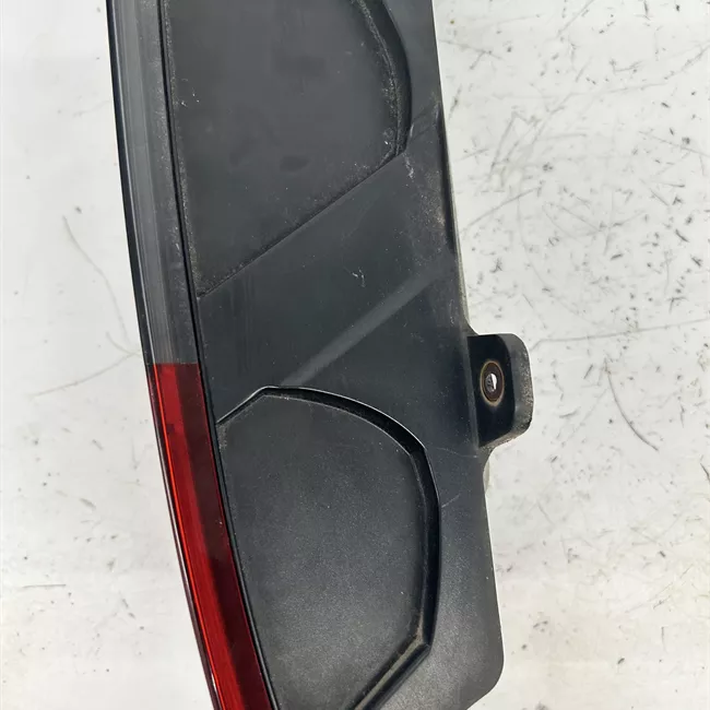 Fanale posteriore sinistro