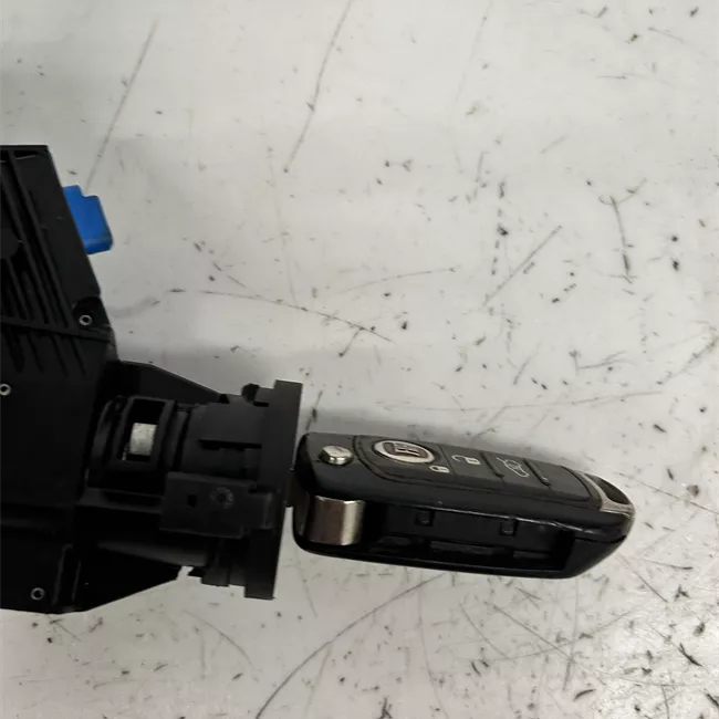 Commutatore avviamento e bloccasterzo