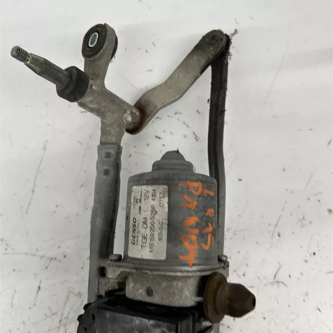 Meccanismo tergiparabrezza con motorino