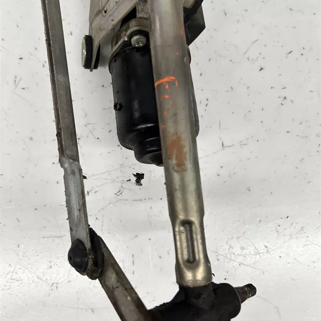 Meccanismo tergiparabrezza con motorino