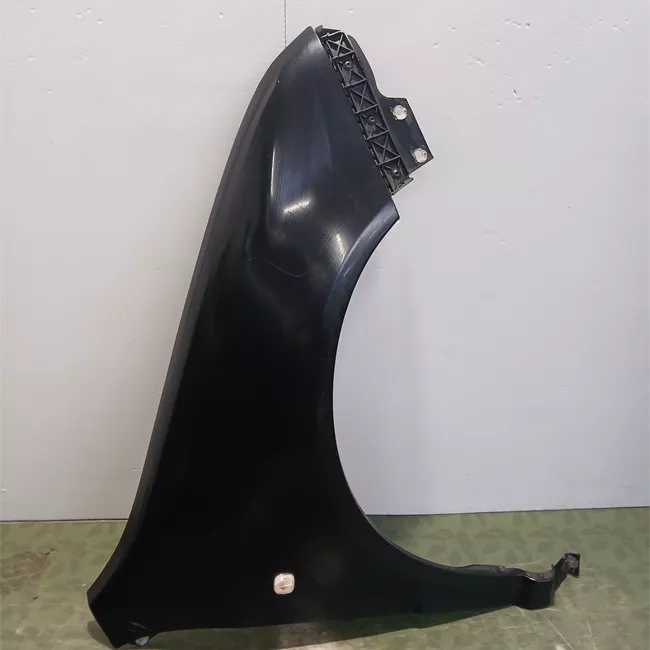 Parafango anteriore destro