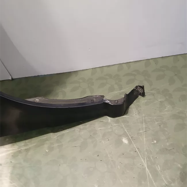 Parafango anteriore destro