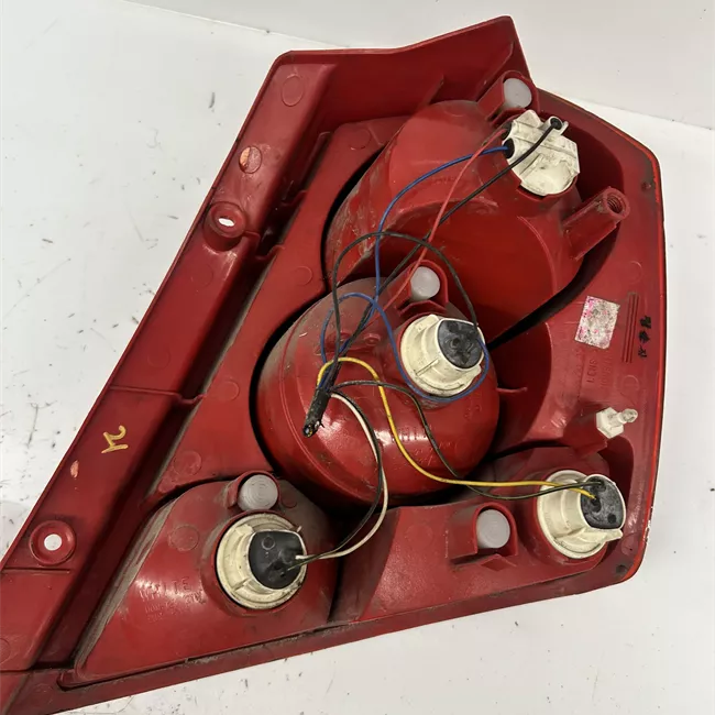 Fanale posteriore sinistro