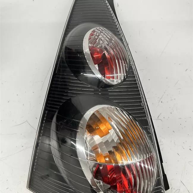 Fanale posteriore sinistro