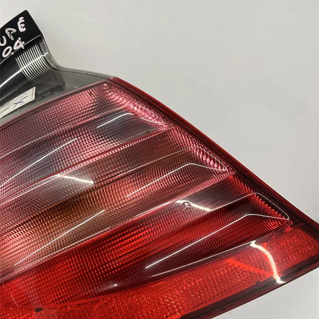 Fanale posteriore sinistro