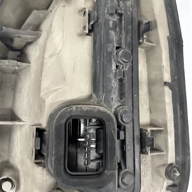 Fanale posteriore sinistro t.32123349<