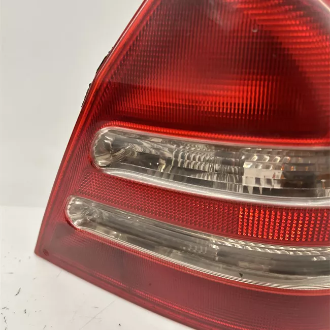 Fanale posteriore destro