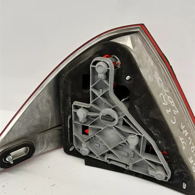 Fanale posteriore destro