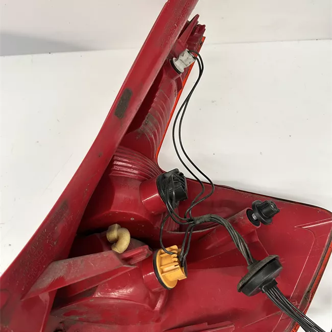 Fanale posteriore sinistro