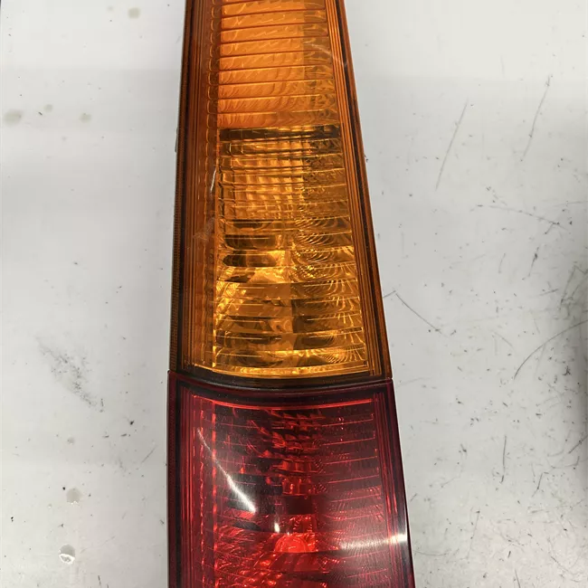 Fanale posteriore sinistro