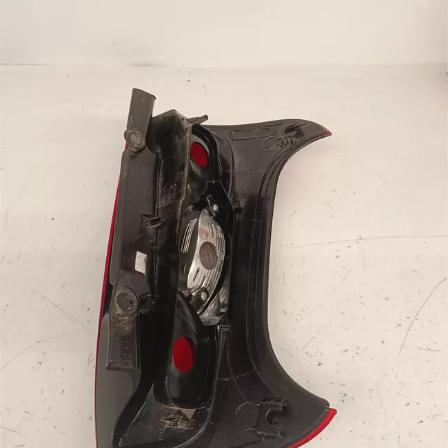 Fanale posteriore destro