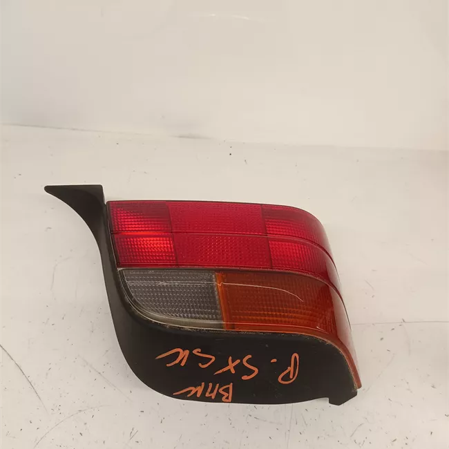 Fanale posteriore sinistro