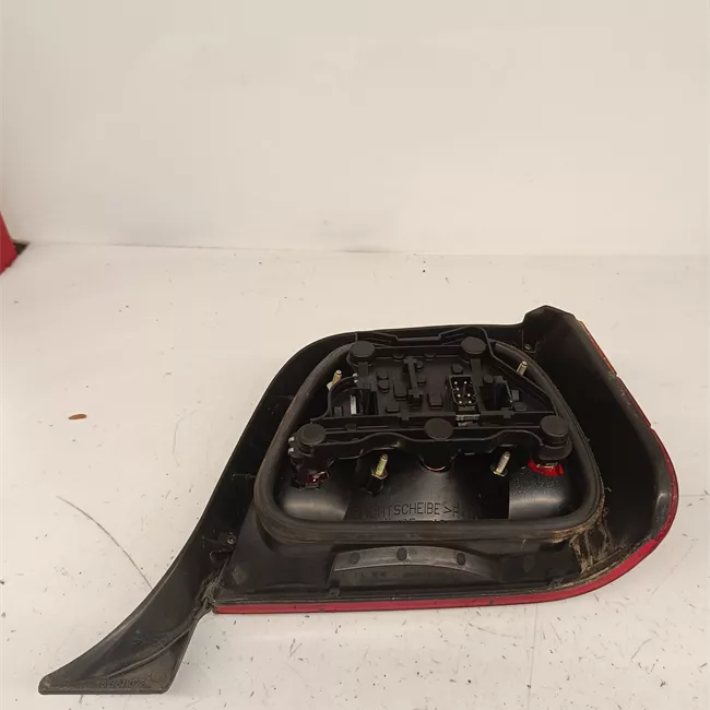 Fanale posteriore sinistro