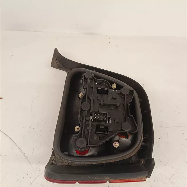 Fanale posteriore sinistro