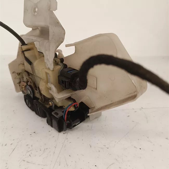 Serratura porta posteriore sinistra