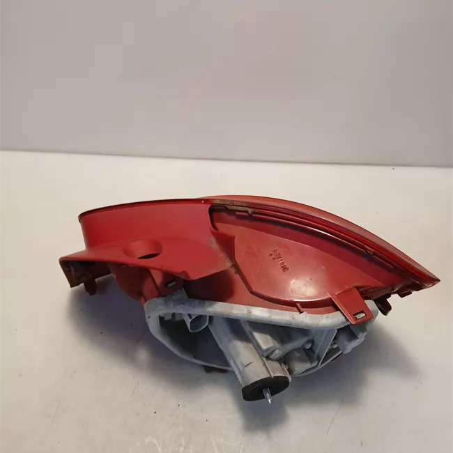 Fanale posteriore sinistro